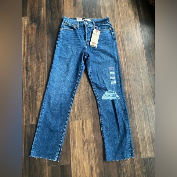 Levi’s Wedgie Straight - Picture 3 of 4